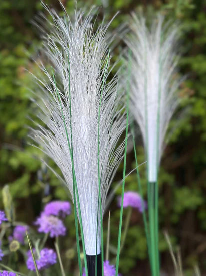 GlowPampas — Solar Reed Lamp