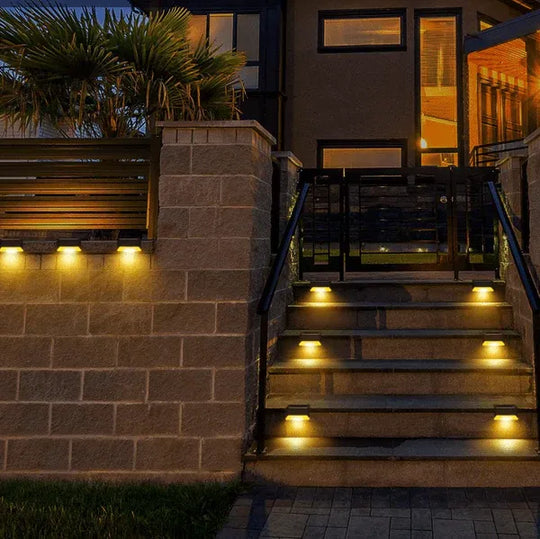 GardenGlow — Automatische en Waterdichte Verlichting (10-delige set)