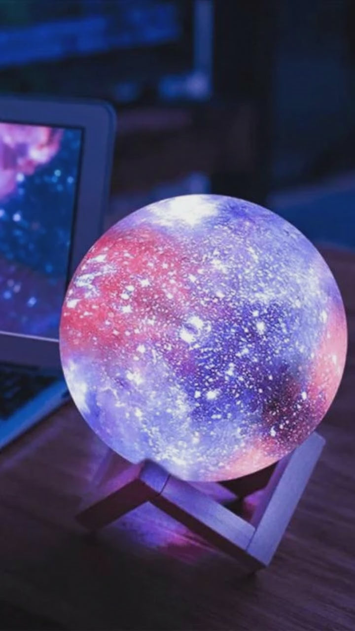 DreamMoon Lamp