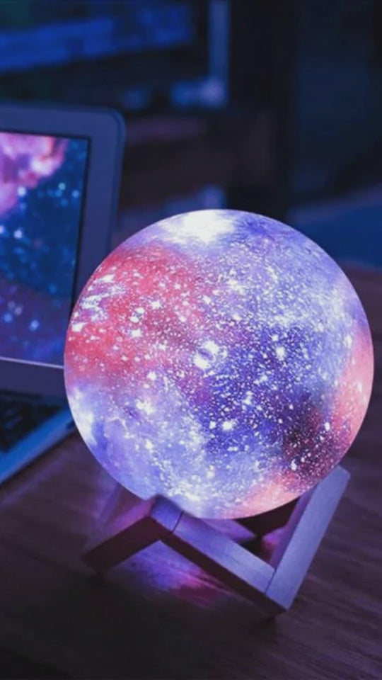 DreamMoon Lamp
